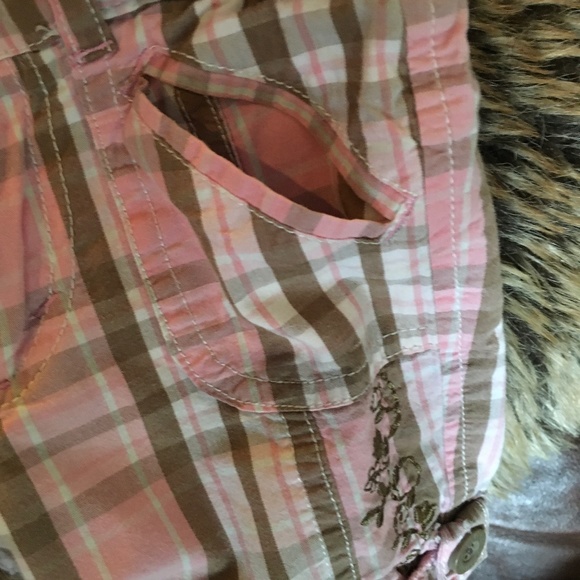 5/$15 Levi’s Shorts - Picture 7 of 12